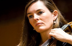 Catherine Hewgill w Cello